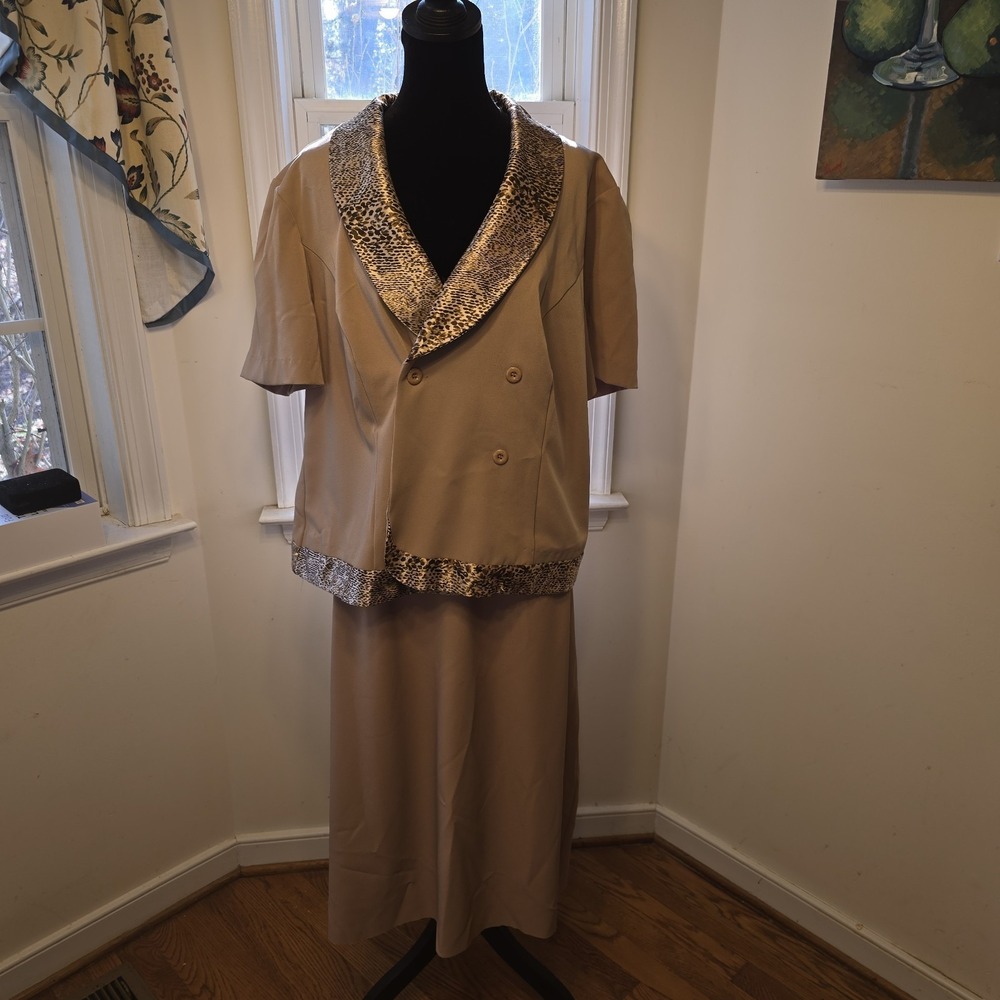 STUDIO C Beige Leopard Trim‎ Double Breasted Suit Set Skirt Blazer Plus Size 18W